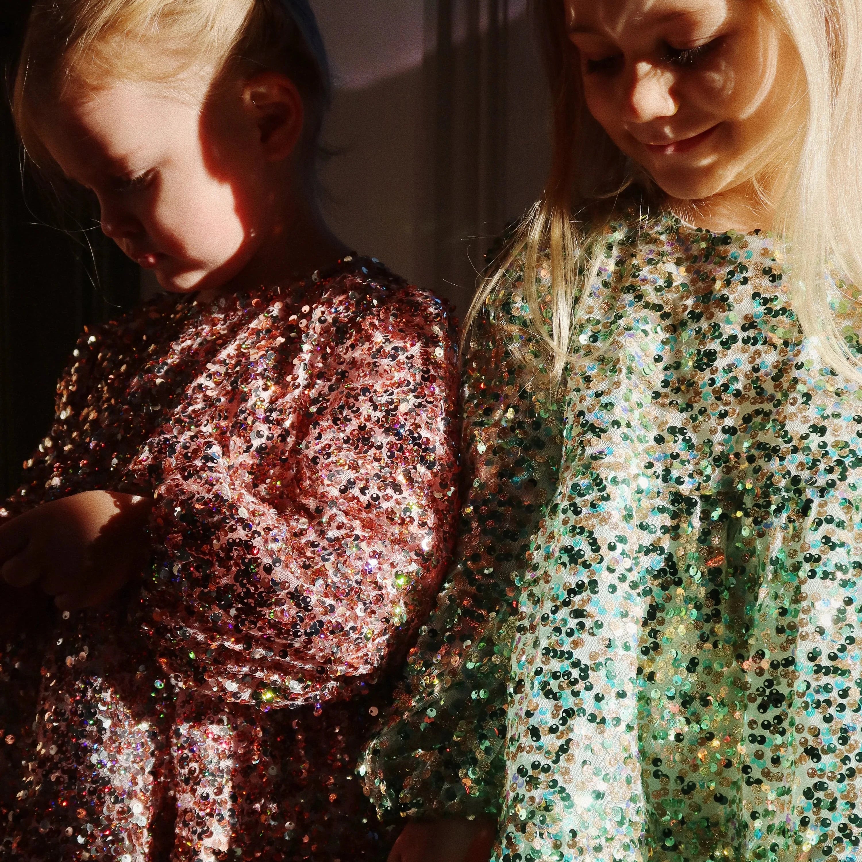 Konges Sløjd Lila Sequins dress - Grey/Rosa