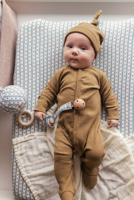 Aiki, hue, New Born - Dark bronze