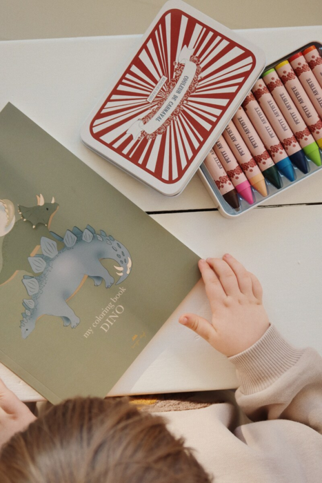COLORING BOOK AND CRA YONS