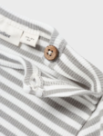 SLIM FIT TOP MED LANGE ÆRMER - limestone